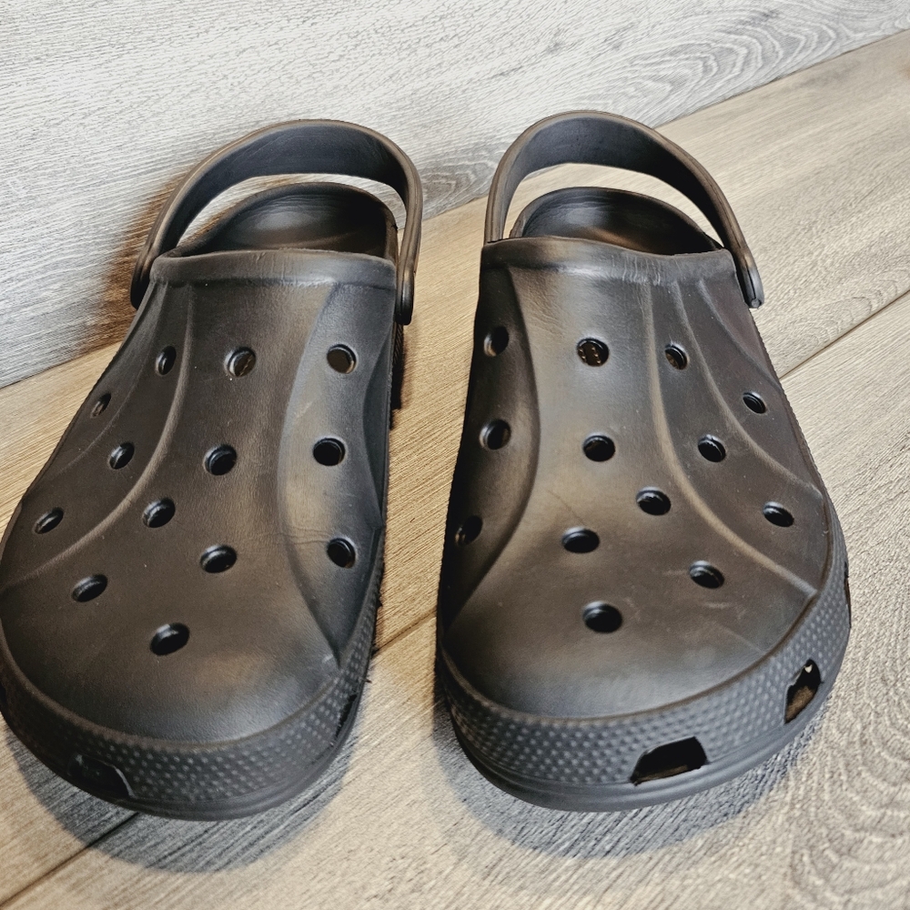 CROCS  Baya Clogs Slip On Women 11 Mens 9